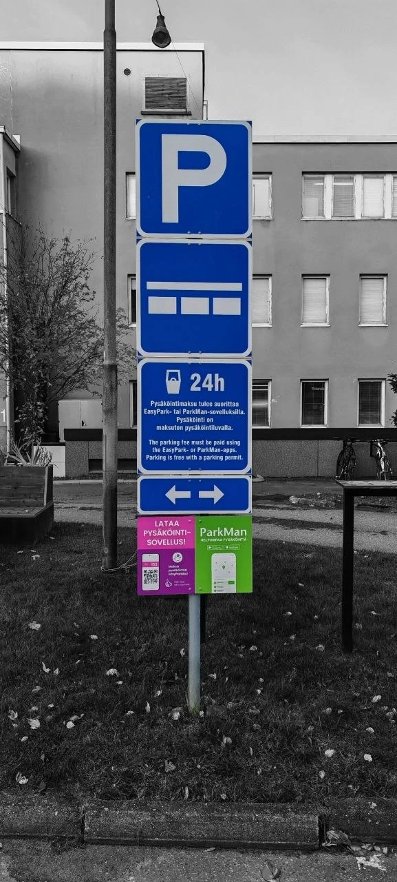 Maksullisen pysäköinnin opasteet