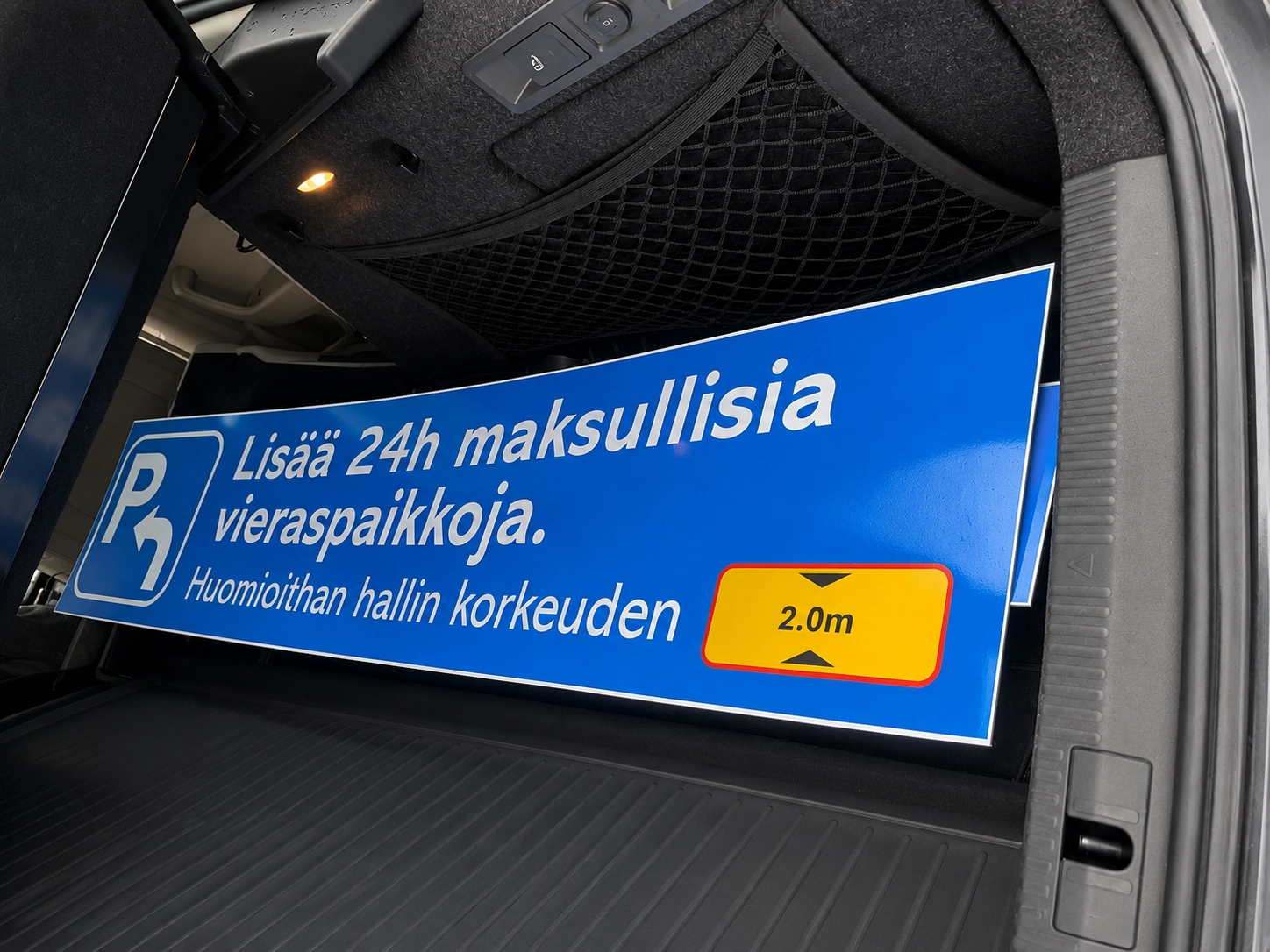 Pysäköintiopaste valmiina kohteeseen